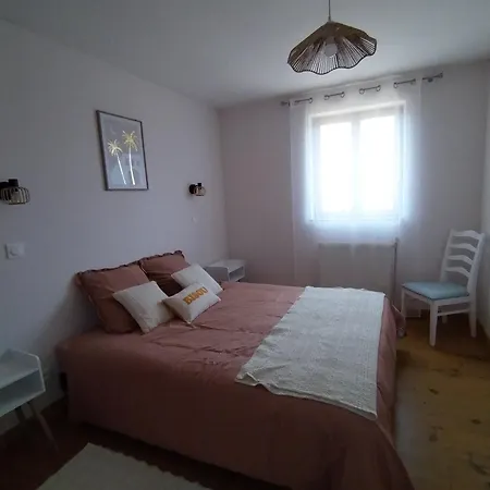 Le Clos De 2 Avec Wifi Bed & Breakfast