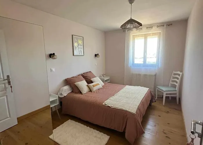 住宿加早餐酒店 Le Clos De 2 Avec Wifi Bourdeilles