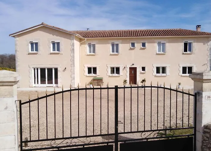 住宿加早餐酒店 Le Clos De 2 Avec Wifi Bourdeilles